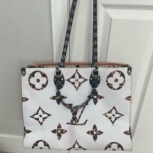 On the Go (non authentic) Louis tote